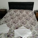 Uygar Otel